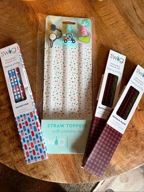 NWT SWIG Straws